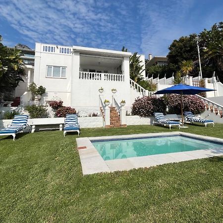 Villa On Camps Bay Drive ケープタウン エクステリア 写真